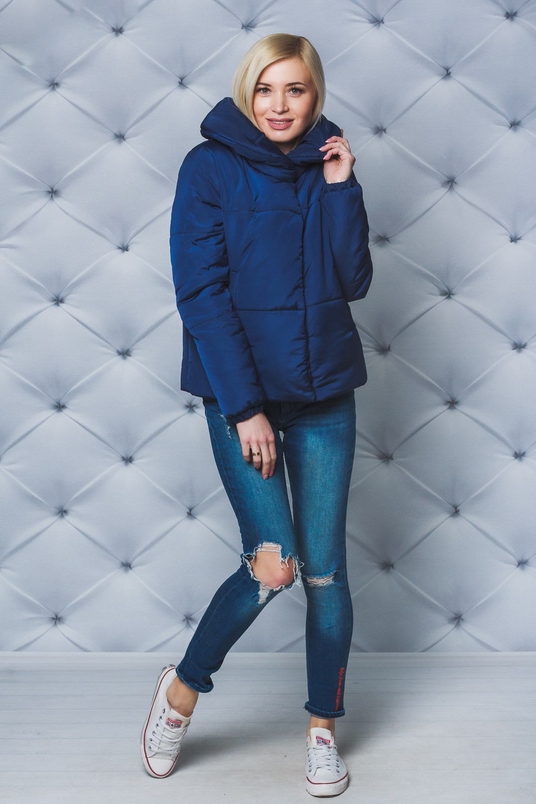 Куртка женская демисезонная на силиконе темно-синяя 241/112 цена