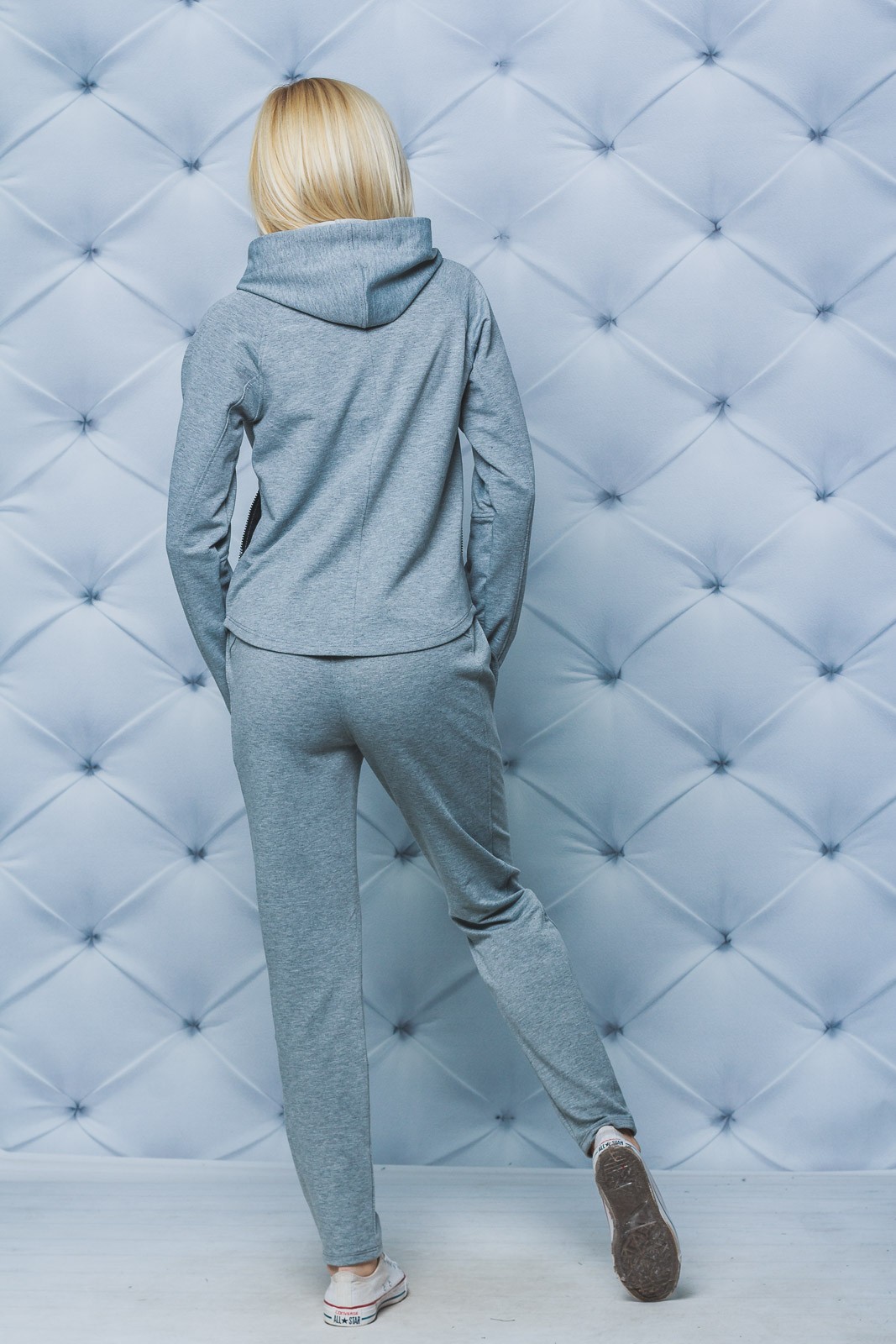Костюм женский спортивный светло-серый 02190 в интернет-магазине