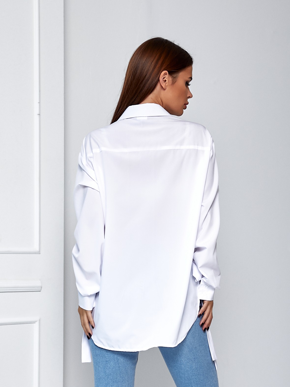 Рубашка женская удлиненная белая 02714 в интернет-магазине