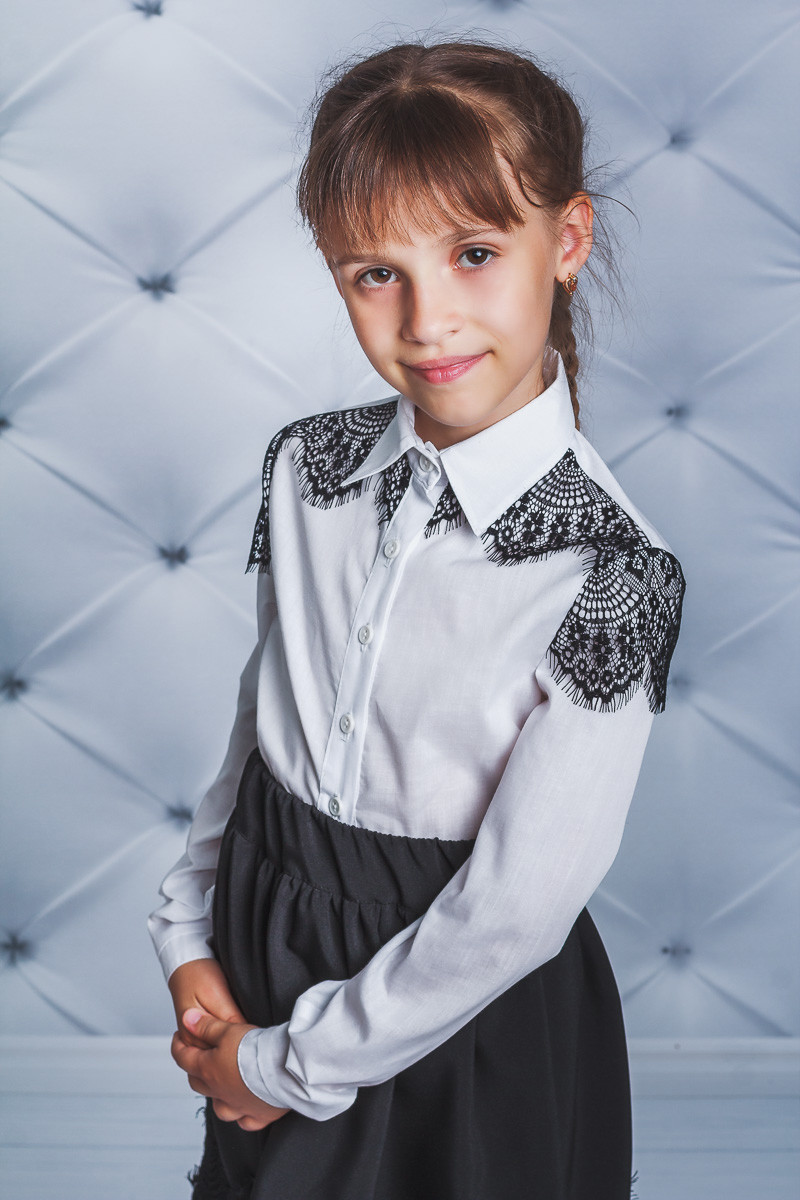 Блузка для девочки белая с гипюром 01566 фото