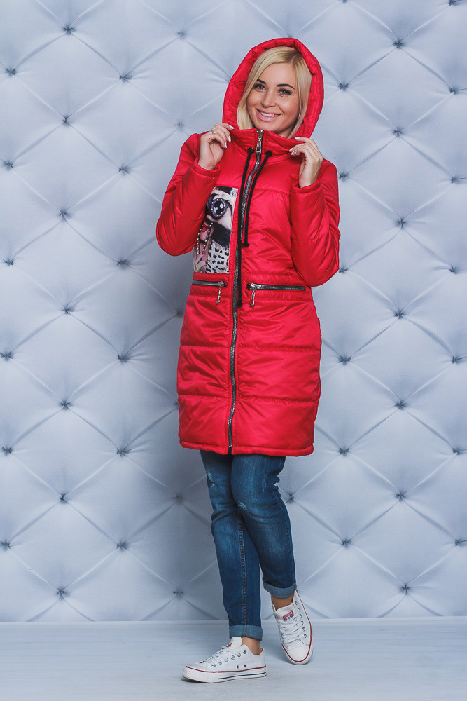 Пальто женское демисезонное с нашивкой красное 182/15 в интернет-магазине